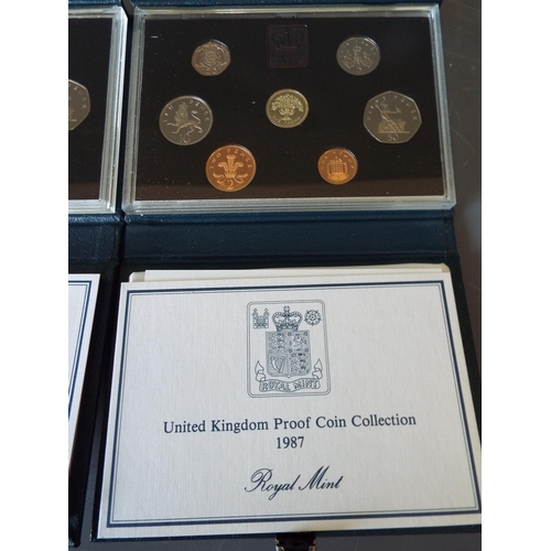 168 - 2 Royal mint proof sets United Kingdom coin collection 1986 & 1987 (1)
