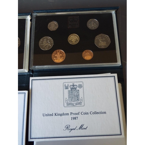 170 - 2 Royal mint proof sets United Kingdom coin collection 1986 & 1987 (1)