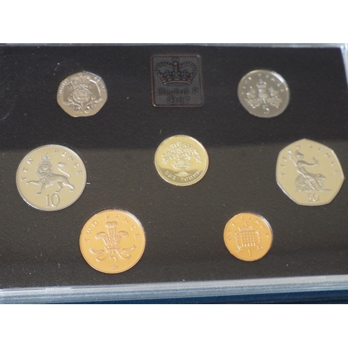 170 - 2 Royal mint proof sets United Kingdom coin collection 1986 & 1987 (1)