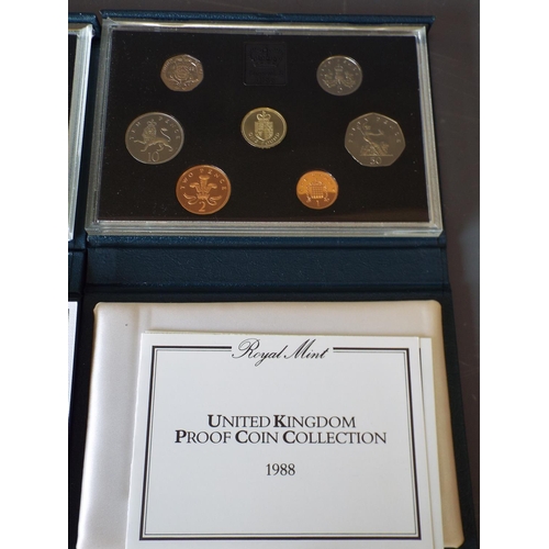 171 - 2 Royal mint proof sets United Kingdom coin collection 1985 & 1988 (1)