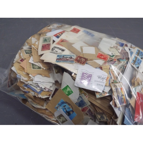 317 - 1.6kg of world and GB loose stamps