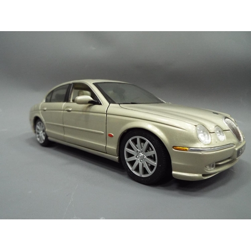 401 - Solido 1:18 Scale model of a Jaguar S type boxed and unused. See photo