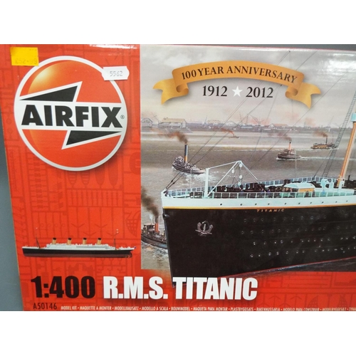 444 - Airfix 1:400 scale boxed kit form model of the Titanic. Parts are contained in plastic bags within t... 