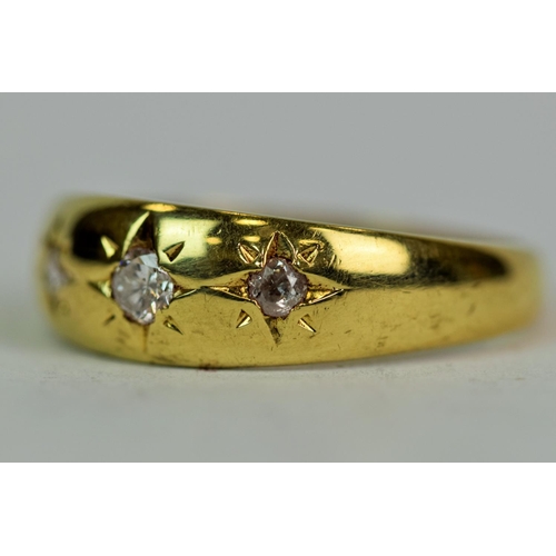 528 - 18ct Yellow Gold Edwardian Style Ring set with a Trio of Diamonds, the largest is 3mm (0.10ct) flank... 