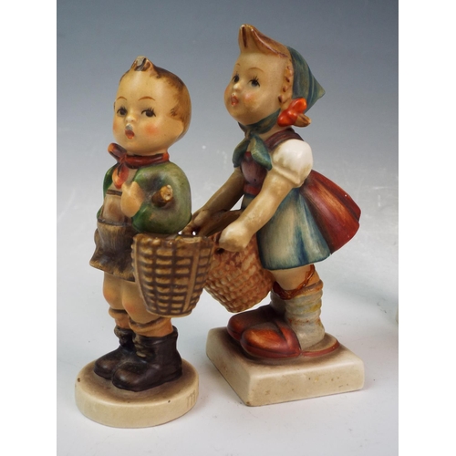 74 - Selection of Goebel hummel figurines etc 2 are A/F.