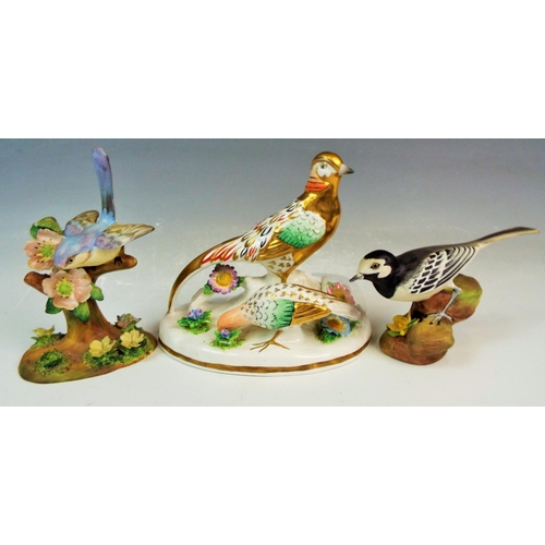 85 - 3 Crown staffordshire bird figurines, Wren, Pied wagtail & pheasants. (pheasants A/F)