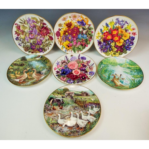 112 - Selection of Royal Kendal decorative plates, Flowers of the season and the Waterfowl series.