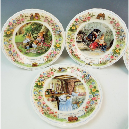 113 - 6 Wedgwood Foxwood Tales collectors plates with certificates.