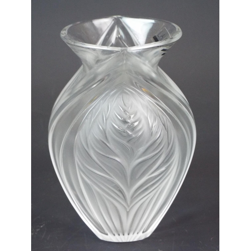 198 - Lalique Pavie vase 5