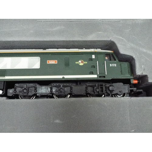 396 - Bachmann Branchline 00 Gauge model of the Class 46 Diesel, Ixion. With COA. Comes in foam lined wood... 