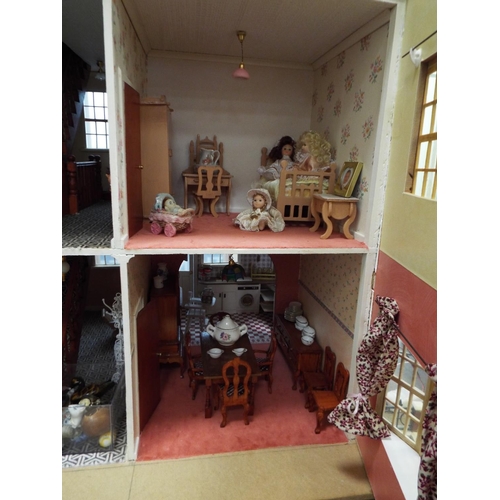 1021 - Quality dolls house filled with good furniture. See photos.