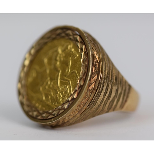 502a - 9ct Yellow gold ring set with a 1912 Half Sovereign. Finger size 'R'   total weight 9.3g