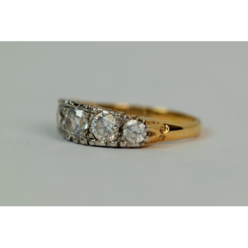 515a - 14ct Yellow Gold Ring set with Five large CZ stones on a mount which spells ' I Love You'  Finger si... 