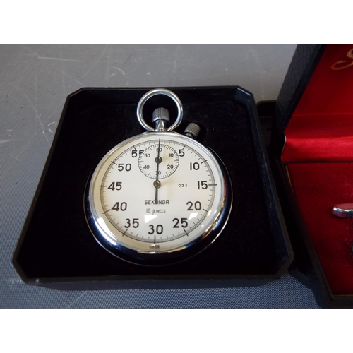 804 - A Sekonda vintage stopwatch and a pair of RSPB cufflinks.