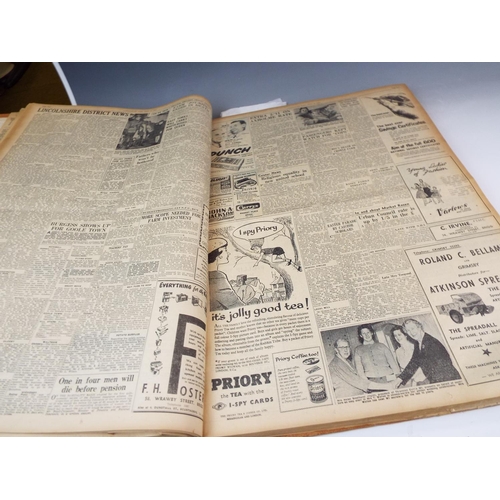 1122 - A Very large book containing the Scunthorpe Telegraph plus Hull and Yorkshire times newspaper editio... 