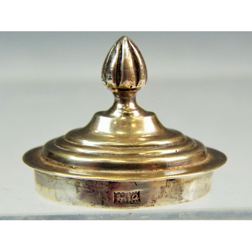 1107 - little oil lamp with a bird handle, Silver lid, hallmarks are rubbed. 94grams