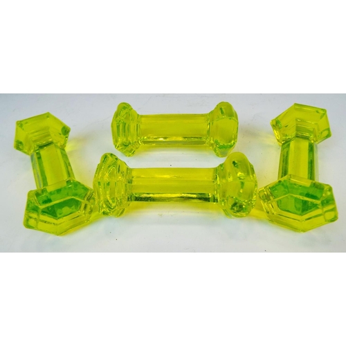 262a - 4 Art Deco Uranium Glass Collumn Knife Rests.