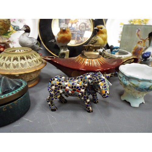 1281 - Mixed ceramics lot to include bird figurines and a Barcino mosaic bull etc.