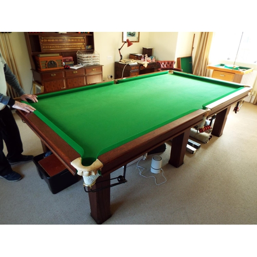 900a - Three quarter size slate bed snooker table in wonderful condition having been looked after by a priv... 