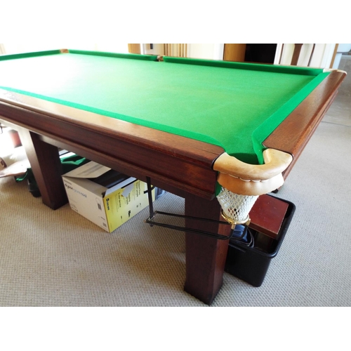 900a - Three quarter size slate bed snooker table in wonderful condition having been looked after by a priv... 