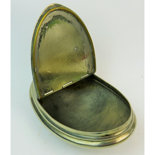 184 - Antique Pewter, boat shaped snuff box. Inscription for 1920 approx 3.5 inches long. See photos.