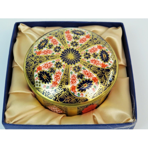 196 - Royal Crown Derby lidded trinket pot in the 1128 Old Imari pattern. With original silk lined box. Se... 