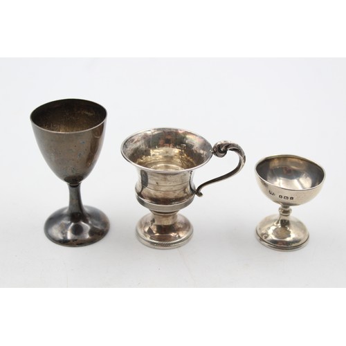 21 - 3 x Antique / Vintage Hallmarked .925 STERLING SILVER Small Cups / Chalice (31g)    In antique / vin... 