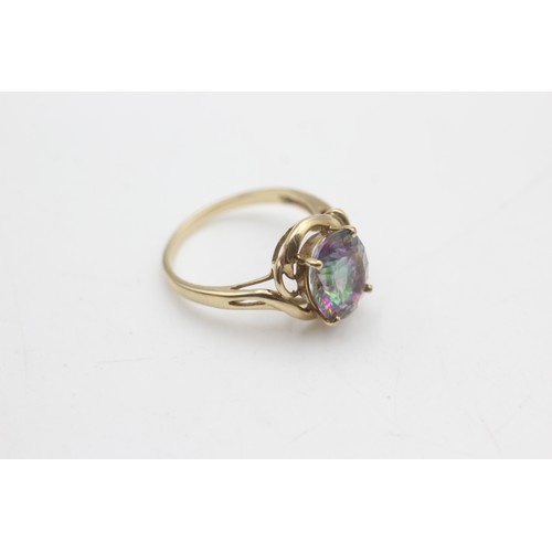 92 - 9ct gold mystic topaz solitaire ring (3g)         5770