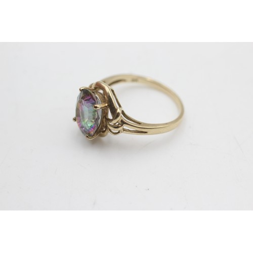 92 - 9ct gold mystic topaz solitaire ring (3g)         5770