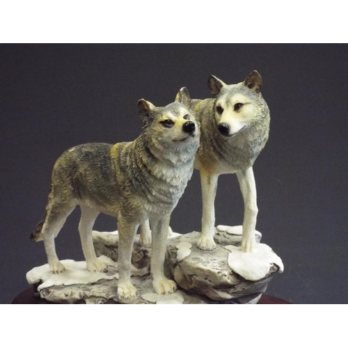 284 - Leonardo collection figurine of a pair of wolves, standing approx 7