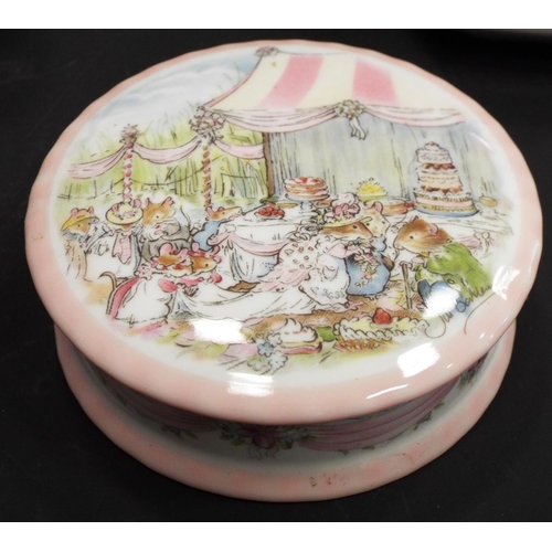 348 - Royal Doulton Brambly Hedge large trinket 