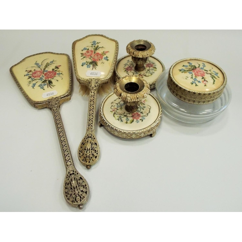 515 - Pretty vintage dressing table set with embroidery flowers.