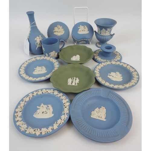 539 - Wedgwood Jasperware vases, dishes, trinkets in light blue & green.