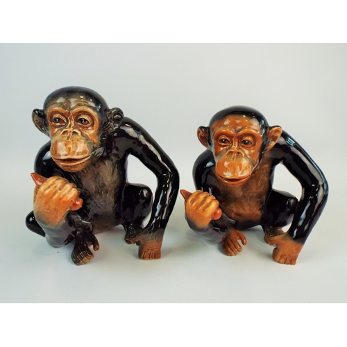 552 - 2 Sylvac Chimpanzee figurines.