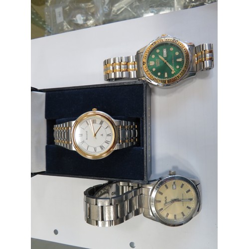 1404 - Two Lorus Quartz watches plus an Accurist quartz watch. all with date and day/date windows. see phot... 