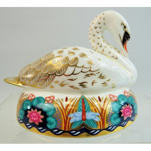 30 - Royal Crown Derby Swan paperweight with silver collectors button to base. Excellent condition. See p... 