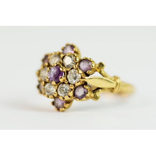 212 - 9ct Yellow Gold ring set with Multiple Amethysts and Gemstones In a flower pattern. Finger size 'Q-5... 