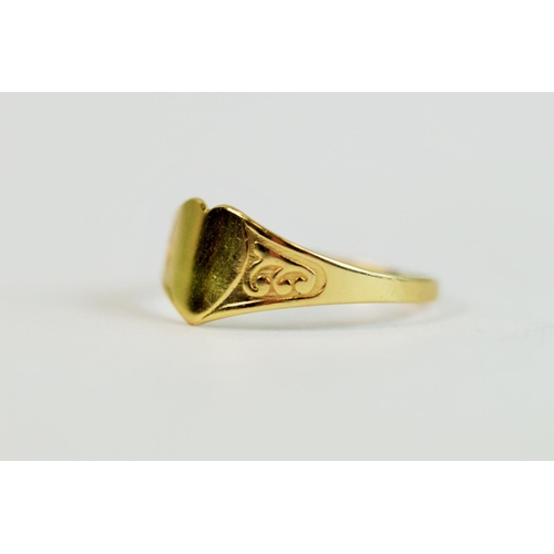 222 - Small/Childs, 9ct Yellow Gold signet ring. Finger size 'F-5'  0.6g