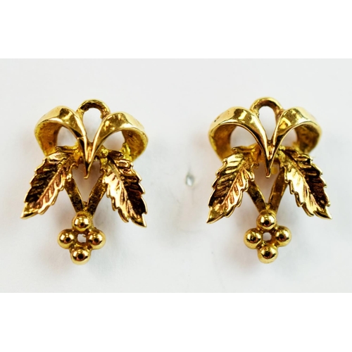 240 - Pair of heavy 9ct Yellow gold earrings fashioned with leaf and berry decoration.  Each 15mm   2.4g