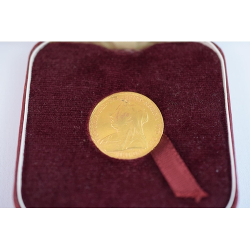 249 - Victorian Full Sovereign with hard velvet lined collectors case. Date of 1898 from the Melbourne Min... 