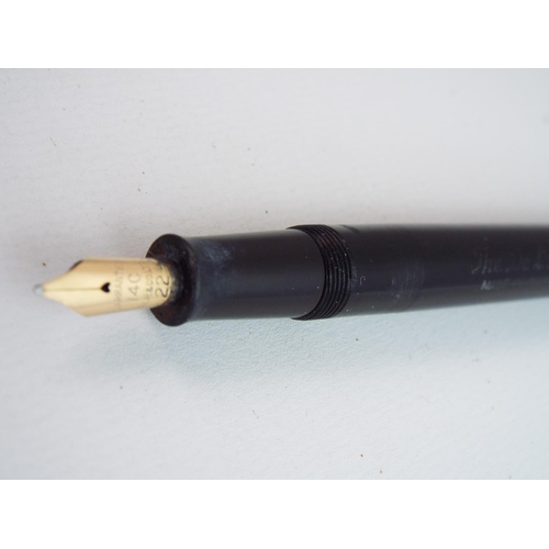 363 - Delarue pen with 14ct gold nib. No cap, see photo