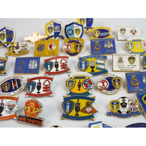 366 - Selection of mainly Leeds United pin badges. See photos.