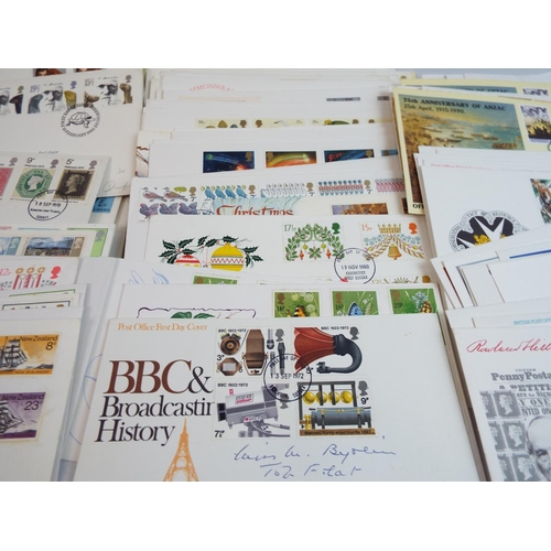 377 - Over 100 UK first day covers. See photos.