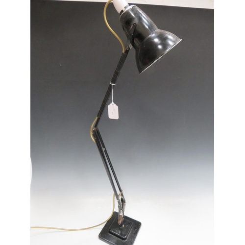 473 - Vintage Engineers Angle poise lamp with weighted Spring loaded base for settings in mulliple positio... 