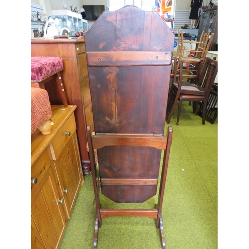 589 - Vintage Tilting cheval dressing mirror on mahogany base. Measures H:54 inches. See photos.