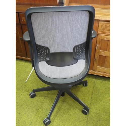 594 - Ergonomic, fully adjustable office chair by Orange Box, in very good order. Very expensive when new.... 