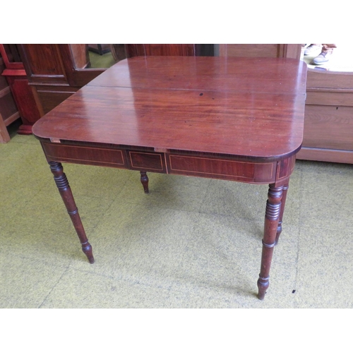 602 - Mahogany side table with flip over top and extending back gate leg.  H:28 X W:36 X D:36 (extended) s... 