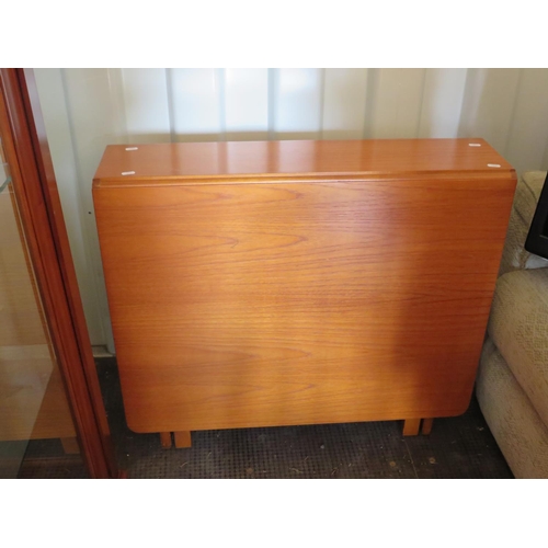 679 - 1970's teak drop leaf table with four matching chairs in the Mackintosh style. (no lable)   See phot... 