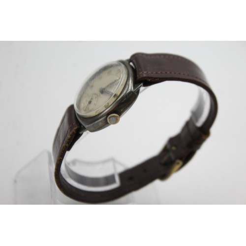 4 - SMITHS, De lux, Gent mechanical watch in WORKING ORDER.   925 Silver case with brown leather strap. ... 