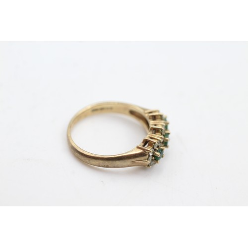 64 - 9ct gold diamond and emerald ring (2.5g)       334371